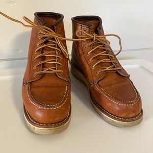 Women’s Red Wing Moc 7.5 Oro color